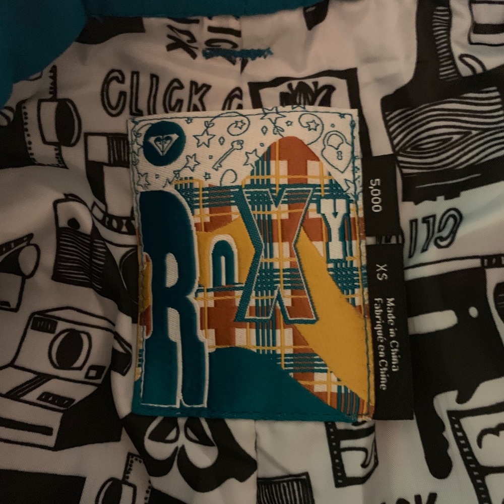 Teal colored Roxy snow pants. - Picture 4 of 4